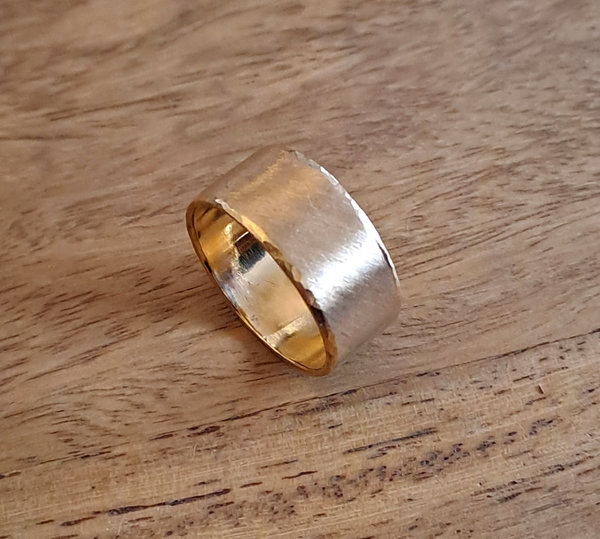 Breiter vergoldeter Damenring Gr. 58, mattierter Ring